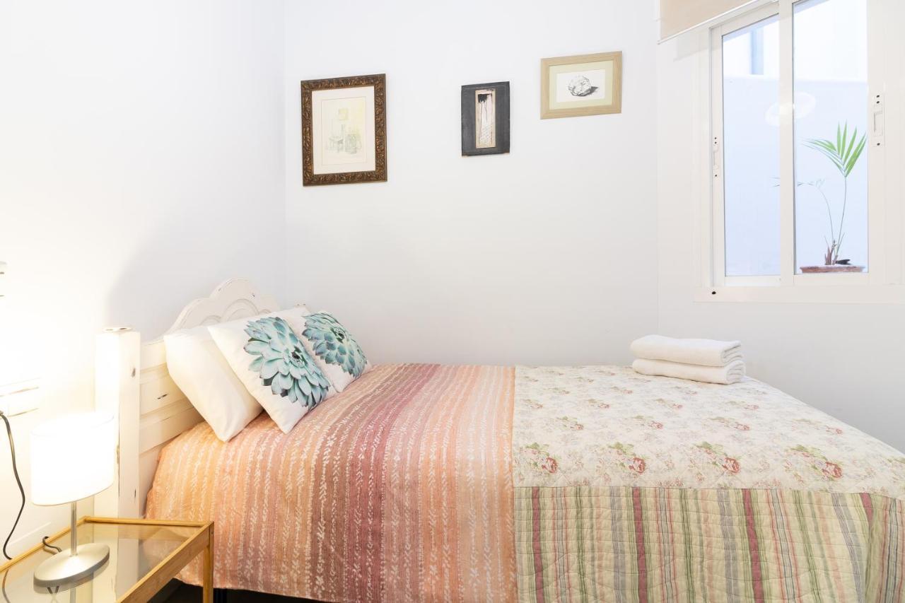 Apartamento Vicky Victoria Malaga Exterior photo